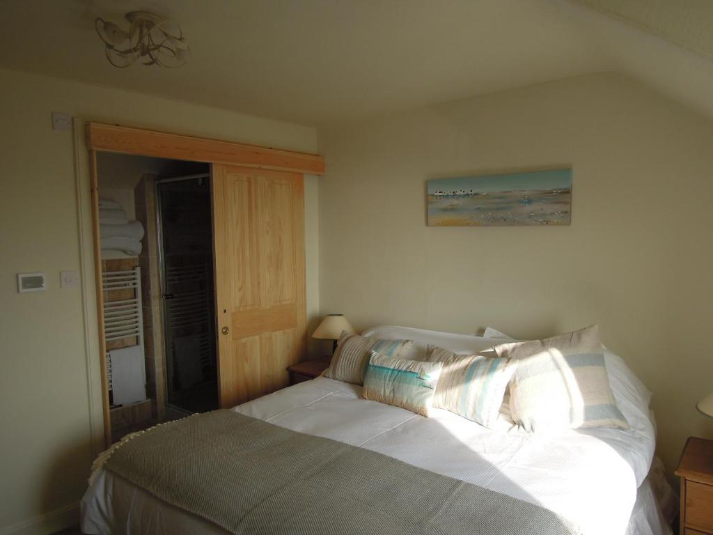 Bed and Breakfast Seascape Largo Lundin Links Номер фото